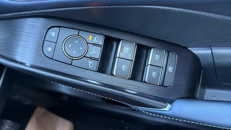 Nissan Qashqai 1.3 DiG-T MH 158 Tekna 5dr Xtronic Petrol Hatchback